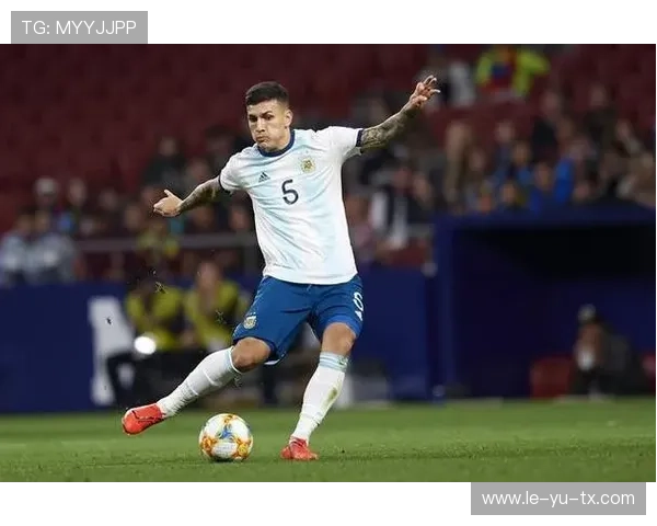 帕雷德斯稳控中场，成阿根廷攻防关键枢纽